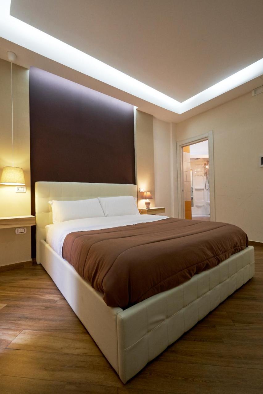 360 Hospitality Panzió Salerno Kültér fotó
