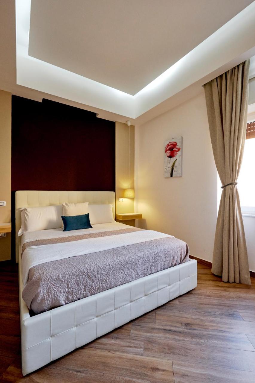 360 Hospitality Panzió Salerno Kültér fotó