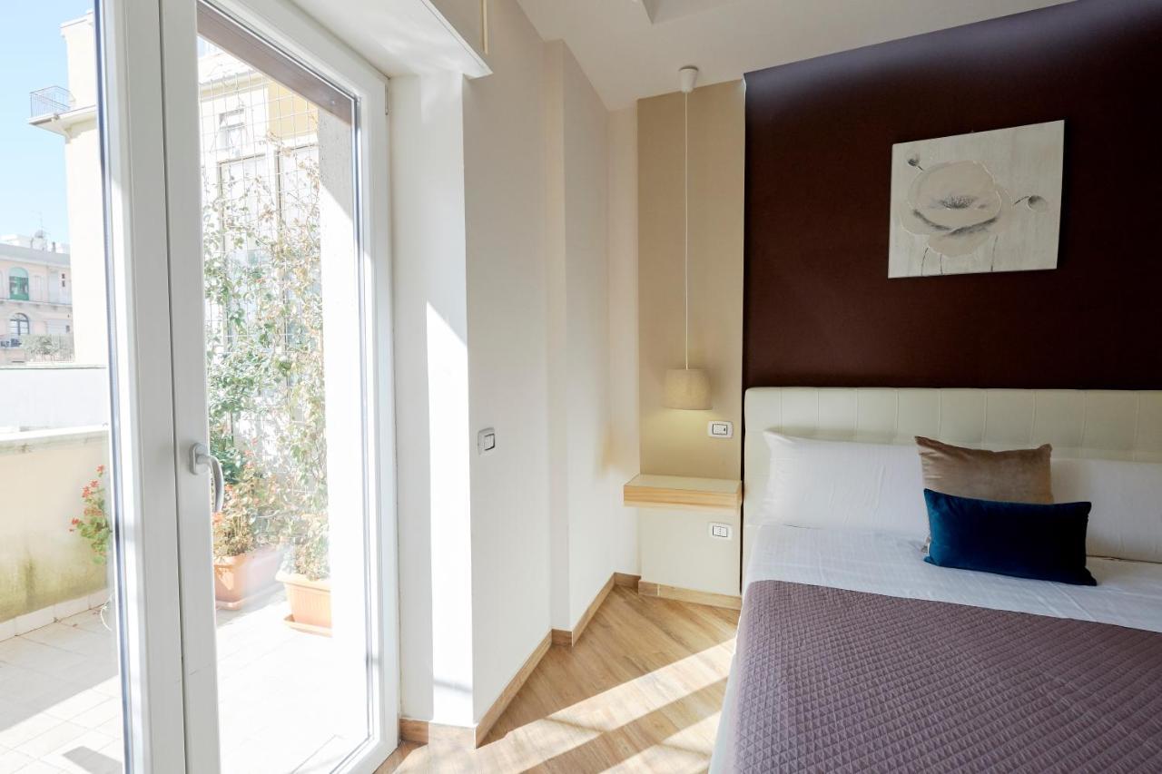 360 Hospitality Panzió Salerno Kültér fotó
