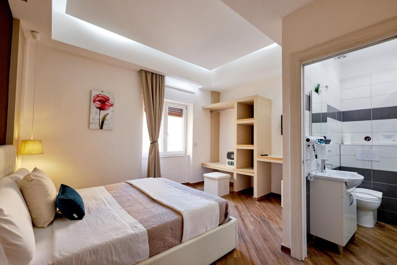 360 Hospitality Panzió Salerno Kültér fotó