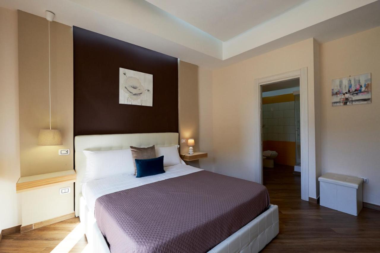 360 Hospitality Panzió Salerno Kültér fotó